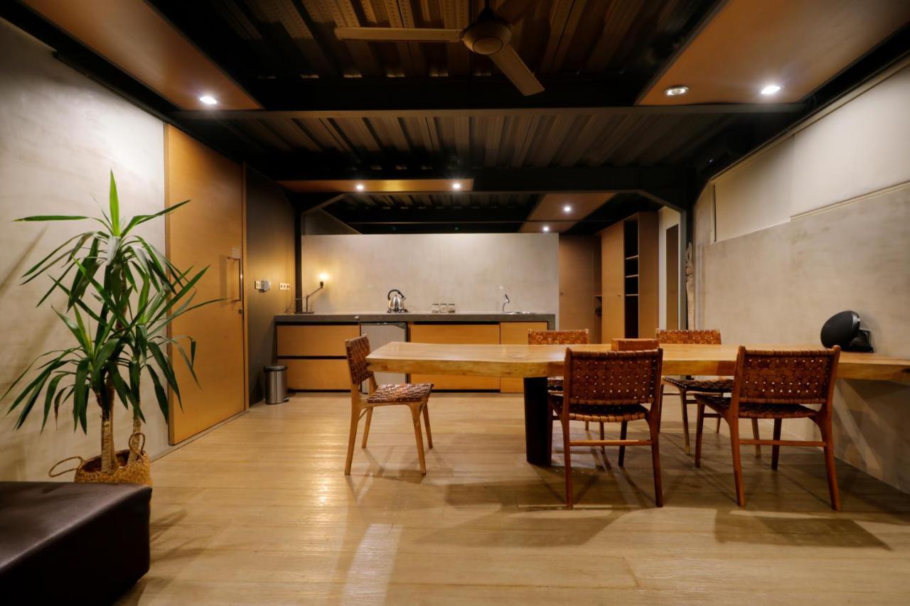 Clio Apartment Seminyak Eksteriør bilde