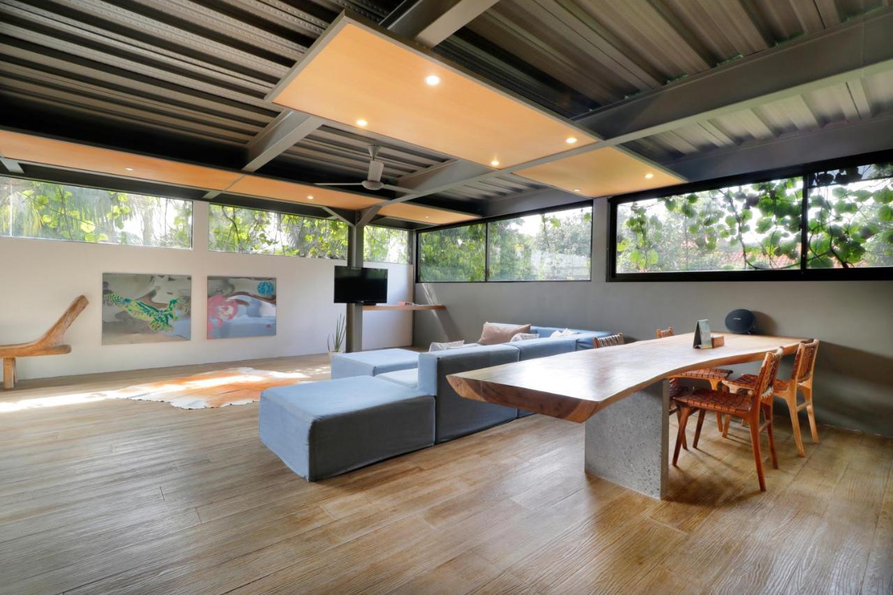 Clio Apartment Seminyak Eksteriør bilde
